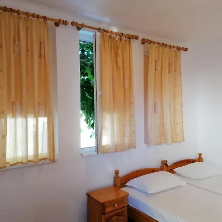 Guest house Sokratovi