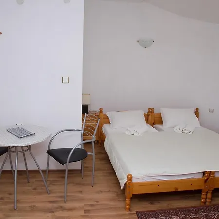 Sokratovi Guest house Obzor